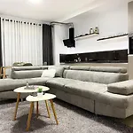 Lägenhet Luxury In City Center