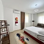 Luxury In City Center