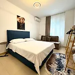 Luxury In City Center * Durrës