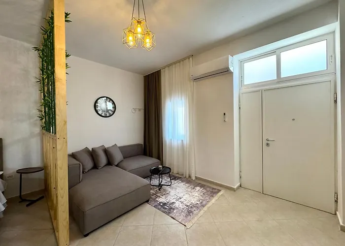 Luxury In City Center *