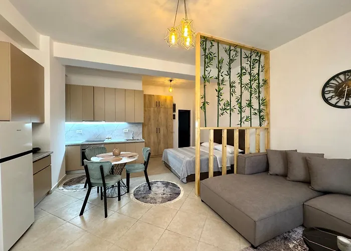 Luxury In City Center Apartman Durrës
