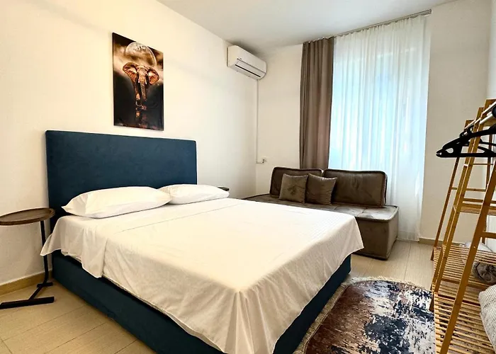 Luxury In City Center * Durrës