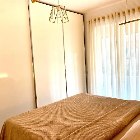 Lägenhet Luxury In City Center Durrës