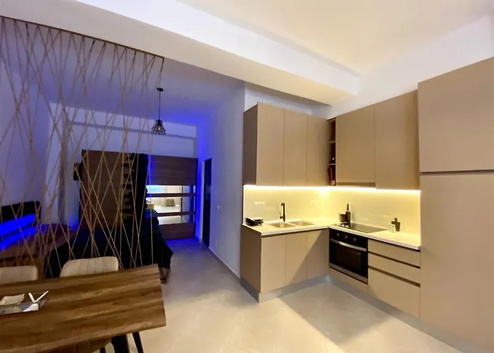 Luxury In City Center * دراس