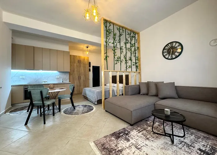 Luxury In City Center دراس