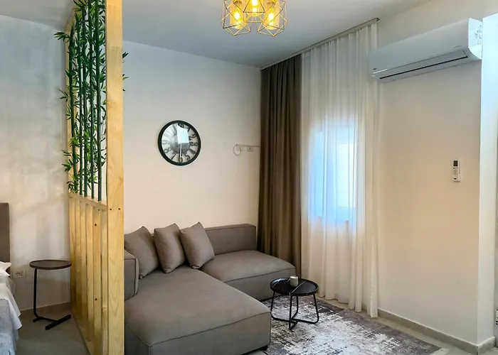 Luxury In City Center *