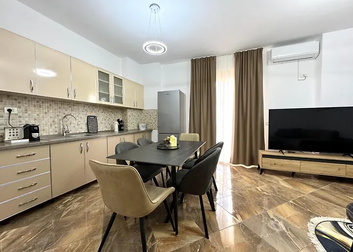 Luxury In City Center دراس
